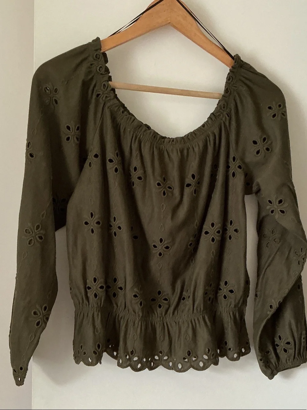 H&M Women's Olive Eyelet Peasant Top -